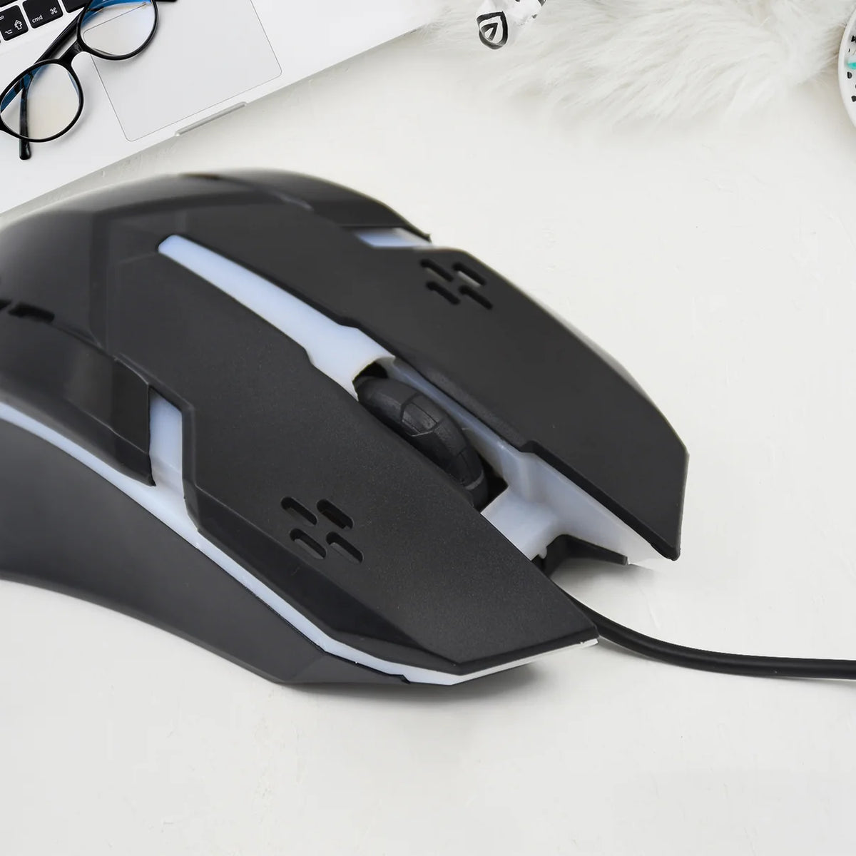 Weird Optical Mouse – Comfortable & Precise Tracking